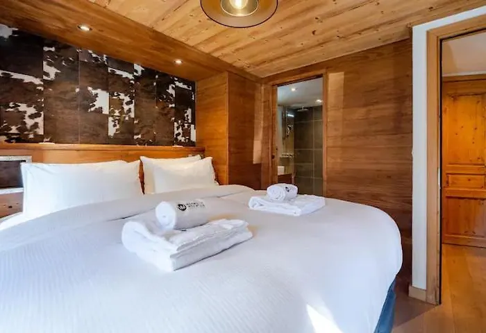 Marmotte Mountain Pic Chalet