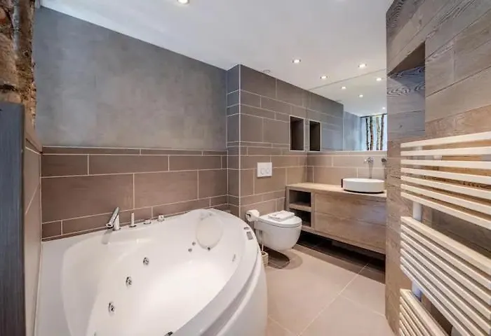 Chalet Marmotte Mountain Pic